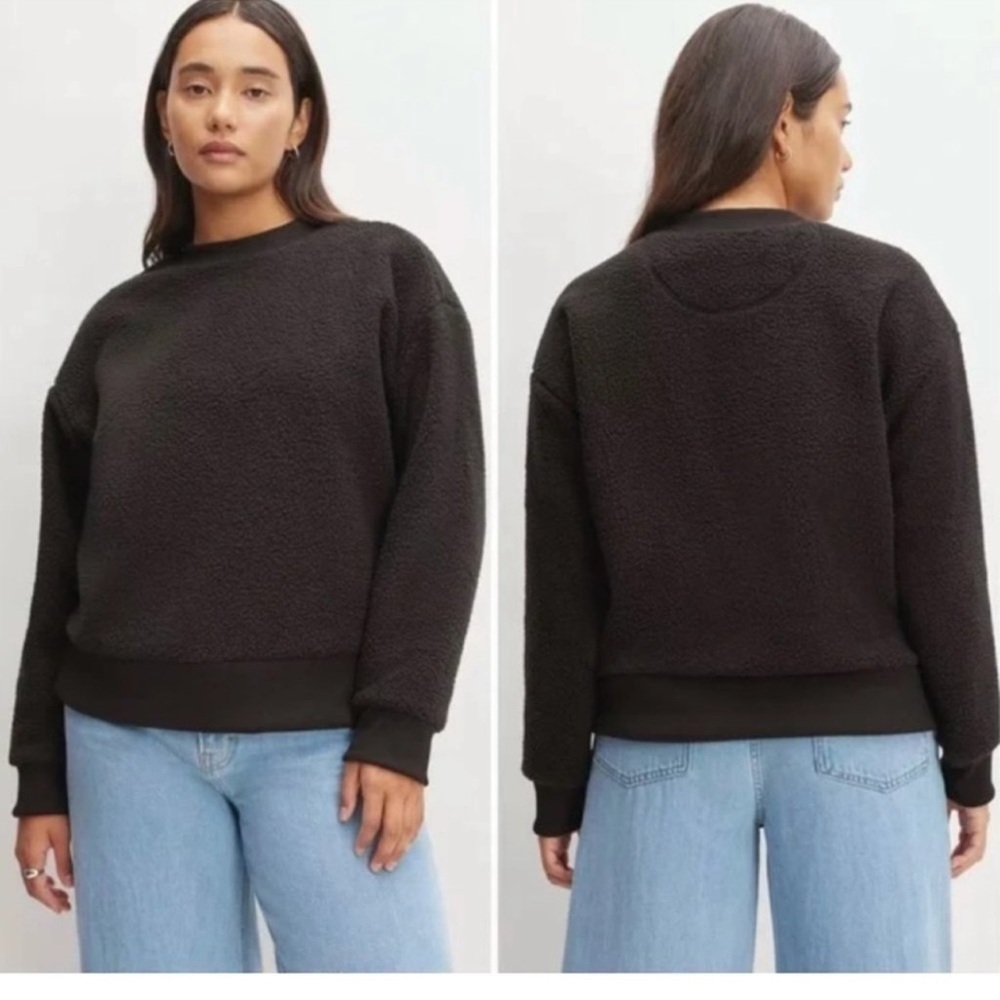 NWT Everlane The ReNew Fleece Teddy Oversized Crew Sweatshirt in Black Size: M